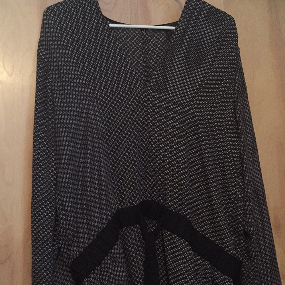 NWOT BGBG long sleeve romper